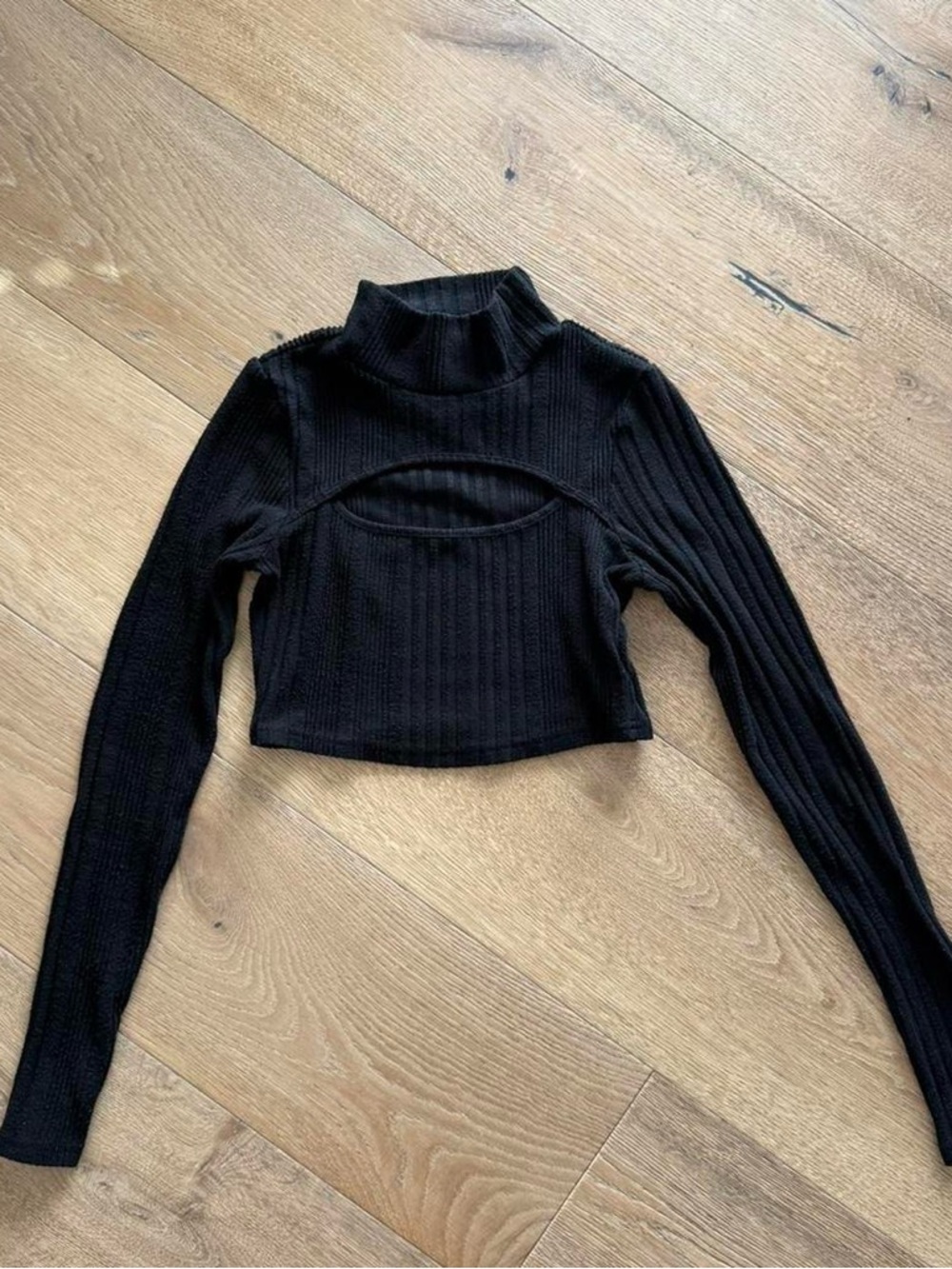 SHEIN Black Ribbed Long-Sleeve Cutout Crop Top | Size S | Great Condition